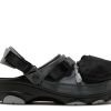 BEAMS x Classic All-Terrain Outdoor Clog “Grijs Zwart”