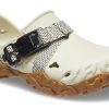 Crocs All Terrain Atlas schoenen “Bone Brown” 208173-2Y3