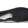 Crocs Athleisure Casual Sportschoen Zwart Wit 202363-066