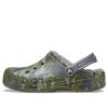 Crocs Baya gevoerde klomp met fleecevoering en camouflageprint, unisex 205975-97G