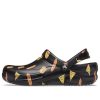 Crocs Bistro Graphic Clog Stijlvolle Casual Zwarte Sandalen 204044-0FN