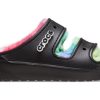 Crocs Classic Cozzzy Spray Dye Sandalen “Zwart Multi” 208046-0C4