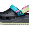 Crocs Classic Hiker Clog “Zwart Blauw Geel” 206772-0C4