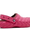 Crocs Classic Overpuff gevoerde klomp “Dragon Fruit” Crocs Classic Overpuff gevoerde klomp “Dragon Fruit”