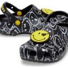 Crocs Classic Smiley World Clogs “Zwart Wit” 207971-0C4