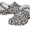 Crocs Classic Warped Logo Clogs “Wit Zwart” 210805-100