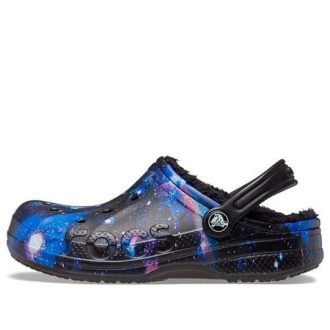 Crocs (GS) Baya gevoerde Fuzzy-Strap Galaxy klompen “Black Multi” 207654-0C4