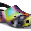 Crocs Kleurrijke Crocs Beach Unisex Multi-Color Zwarte Sandalen 207556-0C4