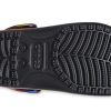 Crocs Kleurrijke Crocs Beach Unisex Multi-Color Zwarte Sandalen 207556-0C4