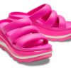 Crocs Mega Crush Triple Strap “Roze” 209842-6TW