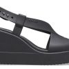 Crocs (WMNS) Brooklyn Cozy antislip zwarte sportsandalen 206222-060