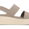 Crocs (WMNS) Brooklyn dikke zool sandalen grijs 206453-15W