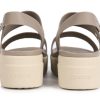 Crocs (WMNS) Brooklyn dikke zool sandalen grijs 206453-15W