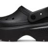 Crocs (WMNS) Classic Clog “Zwart” 209347-001