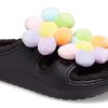 Crocs (WMNS) Classic Cozy Daisy Clogs “Zwart Multi” 209240-001