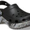 Crocs (WMNS) Classic Crush Disco Clog “Zwart” 208123-0C4
