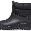 Crocs (WMNS) Classic Neo Puff Shorty Boots “Zwart” 207311-001