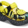 Crocs (WMNS) Klassieke klomp Smiling Face Stijlvolle platte sportschoenen in geel 207271-90H