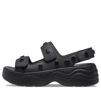 Crocs (WMNS) Skyline sandalen met studs “Zwart” 209025-001