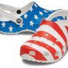 Crocs (WMNS) USA Patroonprint Lichtgewicht Comfortabele Sandalen Blauw Rood 205974-94S