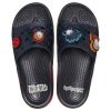 Crocs x Jujutsu Kaisen Slides “Zwart” 208875-001