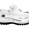 Crocs x MCM Mega Crush Clogs “Wit Zilver” MEXDAMM08WT