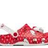Hello Kitty x Classic Clog “Rode Stippen”