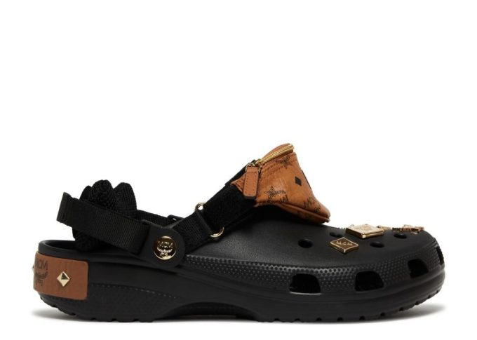 MCM x Classic Clog “Mini Heuptasje – Zwart”