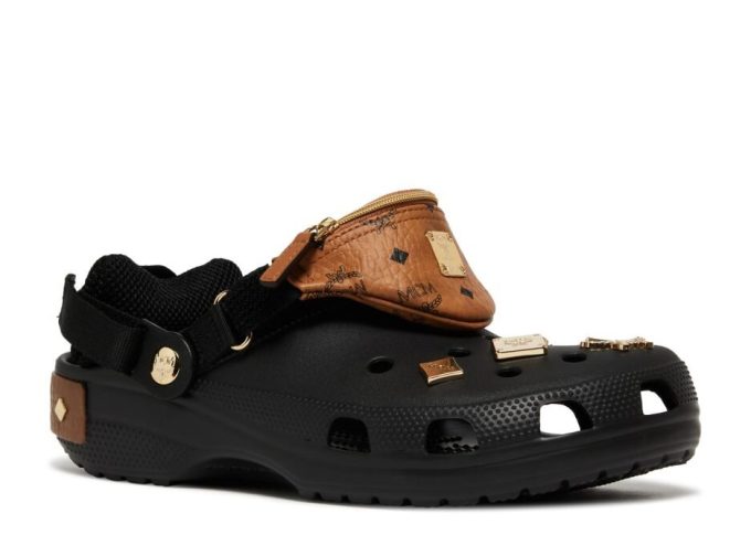 MCM x Classic Clog “Mini Heuptasje – Zwart”