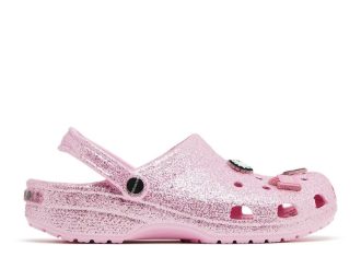 Mean Girls x Classic Clog “Op woensdag dragen we roze”