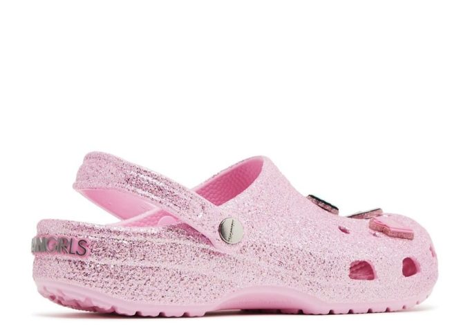 Mean Girls x Classic Clog “Op woensdag dragen we roze”