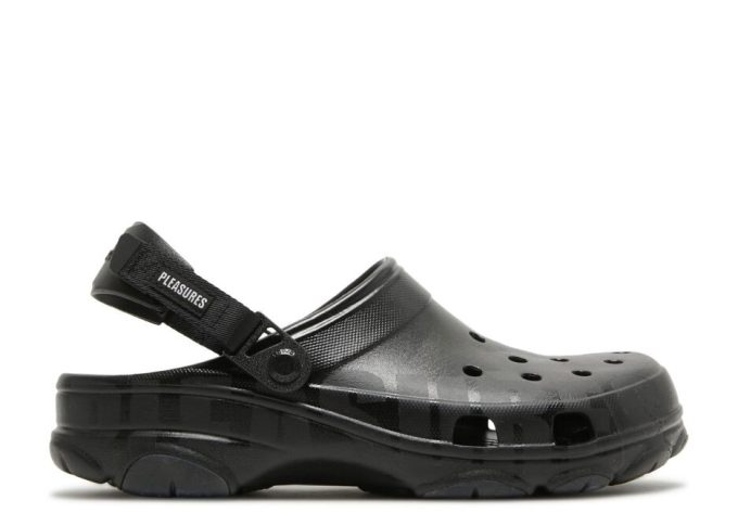 Pleasures x All-Terrain Clog “Zwart”