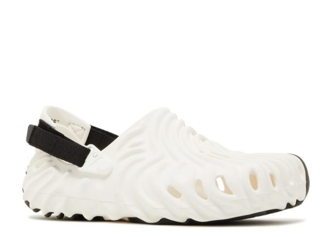 Salehe Bembury x Pollex Clog “Draagtestmonster” Exclusief voor de Paris Fashion Week