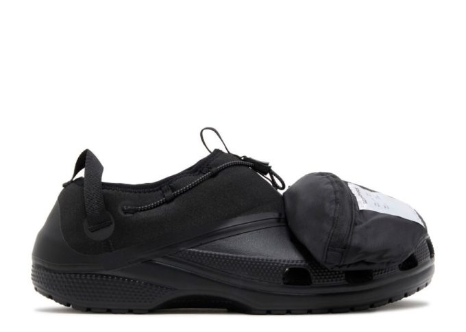 Satisfy x Classic Clog “Zwart”