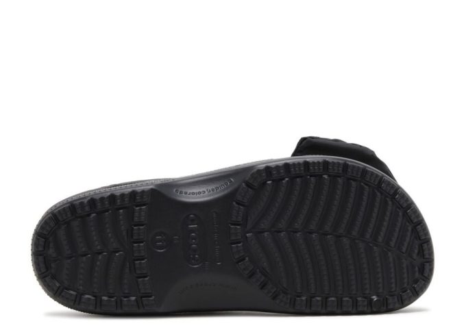 Satisfy x Classic Clog “Zwart”